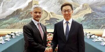 ବଢିଲା ପାକିସ୍ତାନର ଚିନ୍ତା, ଚୀନ ସହିତ ହାତ ମିଶାଇଲା ଭାରତ, ଉପରାଷ୍ଟ୍ରପତିଙ୍କୁ ଭେଟିଲେ ଏସ. ଜୟଶଙ୍କର