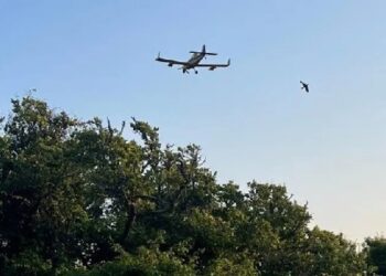 ଆମେରିକାର ଉତ୍ତର କାରୋଲିନାରେ ଭାଙ୍ଗିଗଲା ବିମାନର ଡ଼େଣା, ଅଳ୍ପକେ ବର୍ତ୍ତିଲେ ଯାତ୍ରୀ