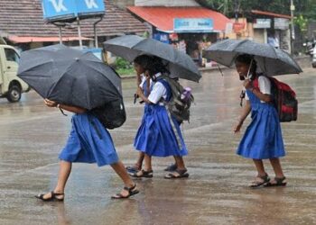 ଲଗାଣ ବର୍ଷା, ଭଦ୍ରକରେ ଦିନକ ପାଇଁ ସ୍କୁଲ ଛୁଟି ଘୋଷଣା