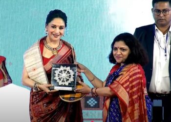 ଭୁବନେଶ୍ୱରରେ ବଲିଉଡ ଅଭିନେତ୍ରୀ ମାଧୁରୀ ଦୀକ୍ଷିତ, EKTA କାର୍ଯ୍ୟକ୍ରମର କଲେ ଉଦ୍ଘାଟନ