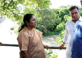 ଦିଲ୍ଲୀ ମୁଖ୍ୟମନ୍ତ୍ରୀ ରେଖା ଗୁପ୍ତାଙ୍କୁ ଆକ୍ରମଣ: ଘଟଣାକୁ ନେଇ ବିଭିନ୍ନ ଦଳର ଘୋର ନିନ୍ଦା