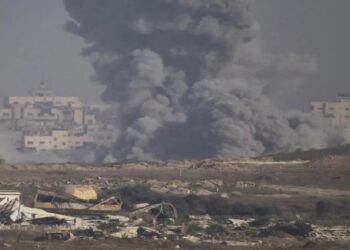 ଇସ୍ରାଏଲ-ଗାଜା ମଧ୍ୟରେ ଚାଲିଛି ନିରନ୍ତର ଆକ୍ରମଣ, ବୋମା ବିସ୍ଫୋରଣରେ ୩ ସାମ୍ବାଦିକ ସମେତ ୧୫ ମୃତ