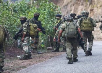 ଜମ୍ମୁ-କଶ୍ମୀର କୁଲଗାମରେ ଅପରେସନ ଅଖଲ, ଏନକାଉଣ୍ଟରରେ ୩ ଆତଙ୍କୀ ନିହତ