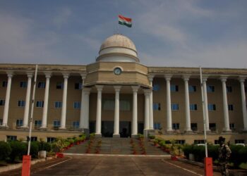 ବେଆଇନ ଚାନ୍ଦା ଆଦାୟକାରୀଙ୍କୁ ସାବାଡ୍‌ ପାଇଁ ଫୋନ୍‌ ନମ୍ବର ଜାରି କଲା କଟକ କମିଶନରେଟ ପୋଲିସ