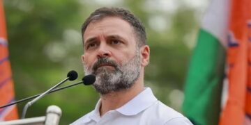 ଚୀନ ଭାରତର ୨୦୦୦ କିମି ଜମି ହଡ଼ପ କରିଛି ବୋଲି ଆପଣ କେମିତି ଜାଣିଲେ ? ରାହୁଲ ଗାନ୍ଧିଙ୍କ ଉପରେ ବର୍ଷିଲେ ସୁପ୍ରିମକୋର୍ଟ