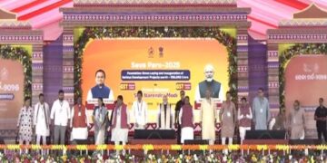 ଝାରସୁଗୁଡ଼ାରେ ମୋଦିଙ୍କ ପ୍ରକଳ୍ପ ବର୍ଷା:  ୬୦,୦୦୦ କୋଟିରୁ ଅଧିକ ମୂଲ୍ୟର ବିକାଶମୂଳକ କାର୍ଯ୍ୟର କଲେ ଉଦ୍‌ଘାଟନ