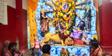 ଦଶହରା ପାଇଁ ରଣପୁର ଚଳଚଞ୍ଚଳ, ପୀଠରେ ମହାଶପ୍ତମୀ ପୂଜା ଦର୍ଶନ ପାଇଁ ପ୍ରବଳ ଭିଡ