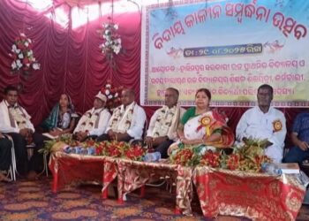 ଗୁରୁଙ୍କୁ ନ ମଣିବ ନର, ଗୁରୁ ହିଁ ସାକ୍ଷାତ୍ ଈଶ୍ବର