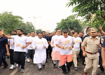 ନିଶାମୁକ୍ତ ଭାରତ ଗଠନ ନିମନ୍ତେ ଗଣ ଦୌଡ, ମୁଖ୍ୟମନ୍ତ୍ରୀ ଓ କ୍ରୀଡ଼ା ମନ୍ତ୍ରୀଙ୍କ ସମେତ ଦୌଡ଼ିଲେ ୧୦ ହଜାର ଲୋକ