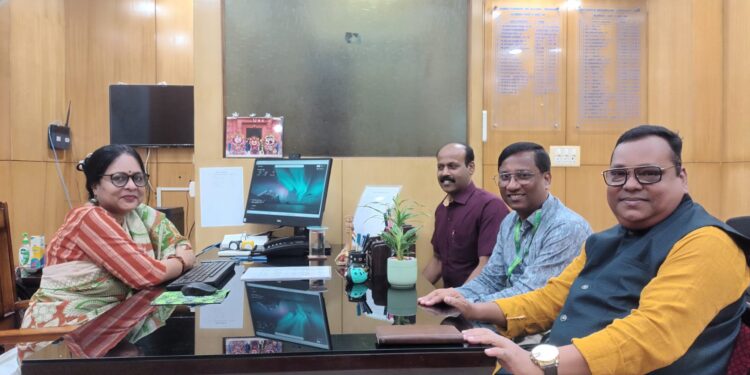 ଓଡ଼ିଶାରେ ଇଲେକ୍ଟ୍ରୋ ହୋମିଓପାଥି ରୂପାୟନ, ସମ୍ପର୍କରେ ଆୟୁଷ ନିର୍ଦ୍ଦେଶିକାଙ୍କ ସହିତ ରାଜ୍ୟ ସଂଘ କର୍ମକର୍ତ୍ତାମାନଙ୍କ ବୈଠକ