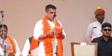 ଗୁଜରାଟ ମନ୍ତ୍ରିମଣ୍ଡଳ ପୁନର୍ଗଠନ, ହର୍ଷ ସାଙ୍ଘଭୀ ଉପ ମୁଖ୍ୟମନ୍ତ୍ରୀ ଭାବେ ନେଲେ ଶପଥ