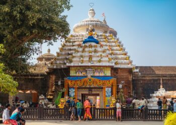 ଆଜି ଭକ୍ତ ପାଇବେ ଲିଙ୍ଗରାଜଙ୍କ ମହାପ୍ରସାଦ, ୨୪ ଘଣ୍ଟା ଧରି ଉପବାସ ରହିବା ପରେ ଆଜି ସବୁ ସ୍ବାଭାବିକ