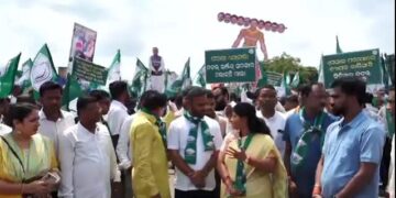 SI ପରୀକ୍ଷା ମହାଘୋଟଲା, ମାଷ୍ଟରକ୍ୟାଣ୍ଟିନ ଛକରେ ପ୍ରତିବାଦ ସଭା