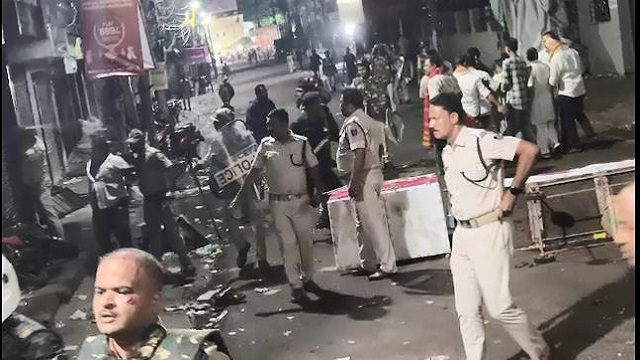 କଟକ ଭସାଣିରେ ୨ ଗୋଷ୍ଠୀ ମଧ୍ୟରେ ସଂଘର୍ଷ, ୫ ଘଣ୍ଟା ବନ୍ଦ ରହିଲା ମେଲାଣି