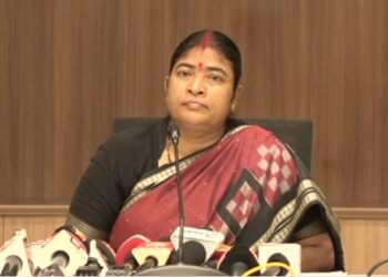 ପଶ୍ଚିମବଙ୍ଗରେ ଓଡ଼ିଆ ଡାକ୍ତରୀ ଛାତ୍ରୀଙ୍କୁ ଗଣଦୁଷ୍କର୍ମ ଘଟଣା, ଦୁର୍ଗାପୁର ଯିବ ରାଜ୍ୟ ମହିଳା କମିଶନଙ୍କ ଟିମ୍