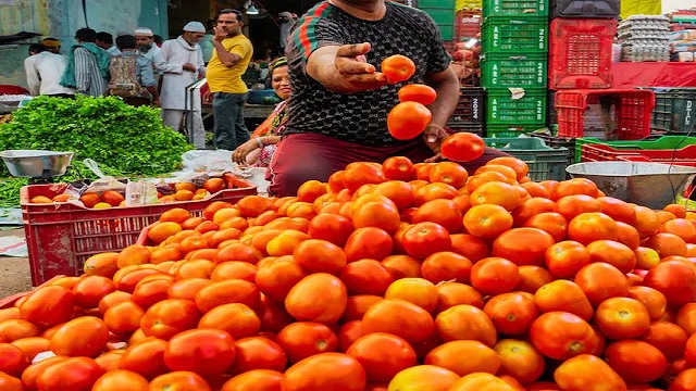 ପାକିସ୍ତାନରେ ଟମାଟୋ କେଜି ୬୦୦ ଟଙ୍କା, ସାଧାରଣ ଦରଠାରୁ ପ୍ରାୟ ୫ଗୁଣ ଅଧିକା