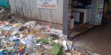 କୁଢ଼ କୁଢ଼ ଅଳିଆ ଗଦାରେ ବଡ଼ବିଲ ସହର