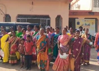 ଭୂମିହୀନ ପଟ୍ଟାରୁ ବଞ୍ଚିତ ହେବାରୁ ଜିଲ୍ଲାପାଳଙ୍କ ଦ୍ବାରସ୍ଥ ହେଲେ କରଞ୍ଜିଆ ହୁଡ଼ି ସାହି ବାସୀ