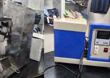 ଦିଲ୍ଲୀ ବିସ୍ଫୋରଣ ମାମଲା : ଅଟା ମେସିନରେ ବୋମା ତିଆରି କରୁଥିଲା ଆତଙ୍କୀ ମୁଜାମ୍ମିଲ, ଅଟୋ ଡ୍ରାଇଭର ଘରୁ ମିଳିଲା ଯନ୍ତ୍ରପାତି