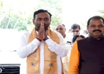 ବିଧାନସଭାରେ ଶପଥ ନେଲେ ଜୟ ଢୋଲକିଆ, ବାଚସ୍ପତି କରାଇଲେ ଶପଥପାଠ