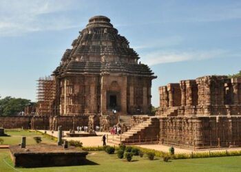 ଏଣିକି କୋଣାର୍କ ନାଟ୍ୟ ମଣ୍ଡପ ଉପରକୁ ପର୍ଯ୍ୟଟକ ଚଢିବା ମନା, କଟକଣା ଜାରି କଲା ଏଏସ୍‌ଆଇ