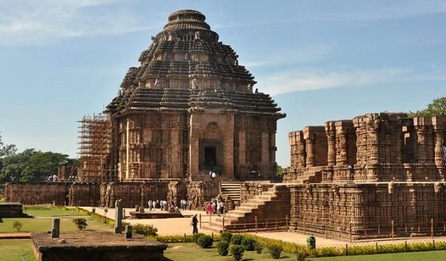 ଏଣିକି କୋଣାର୍କ ନାଟ୍ୟ ମଣ୍ଡପ ଉପରକୁ ପର୍ଯ୍ୟଟକ ଚଢିବା ମନା, କଟକଣା ଜାରି କଲା ଏଏସ୍‌ଆଇ