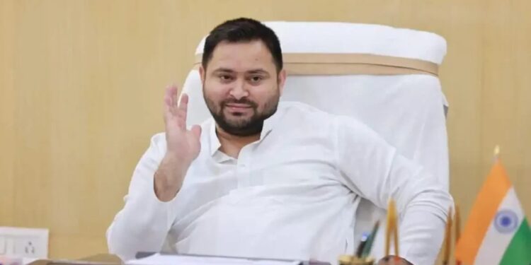 ତେଜସ୍ୱୀଙ୍କ ବଡ ଘୋଷଣା: ଜାନୁଆରୀ ୧୪ସୁଦ୍ଧା ପ୍ରତ୍ୟେକ ମହିଳାଙ୍କ ଆକାଉଣ୍ଟରେ ୩୦,୦୦୦