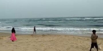 ବେଲେଶ୍ଵର ବେଳାଭୂମିରେ ଅଘଟଣ, ପିକନିକ୍ ଆସି ସମୁଦ୍ରରେ ବୁଡ଼ି ଛାତ୍ରୀ ମୃତ