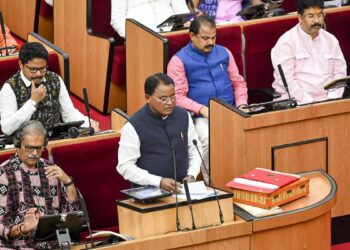 ୯ ଜେଲ୍‌ରୁ ୧୩ କଏଦୀ ଫେରାର: ଗୃହରେ ମୁଖ୍ୟମନ୍ତ୍ରୀଙ୍କ ଲିଖିତ ଉତ୍ତର