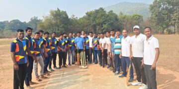 ସାମ୍ବାଦିକ ଓ ପୋଲିସଙ୍କର ବନ୍ଧୁତ୍ୱପୂର୍ଣ୍ଣ କ୍ରିକେଟ ମ୍ୟାଚ, ଲିଟୁଙ୍କ ବିସ୍ଫୋରକ ବ୍ୟାଟିଙ୍ଗରେ ପୋଲିସ ଏକାଦଶ ବିଜୟୀ