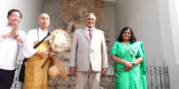 ଧଉଳି ବୁଲି ଦେଖିଲେ ମୁଖ୍ୟ ନିର୍ବାଚନ କମିଶନର, ରଘୁରାଜପୁର କଳା କାରିଗରୀ ଦେଖି ବିମୋହିତ ହେଲେ