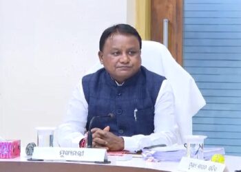 ନୂଆବର୍ଷ ୨୦୨୬ ପାଇଁ ଶୁଭେଚ୍ଛା ଓ ଅଭିନନ୍ଦନ ଜଣାଇଲେ ମୁଖ୍ୟମନ୍ତ୍ରୀ, ଉପହାର କିମ୍ବା ପୁଷ୍ପଗୁଚ୍ଛ ଧରି ନ ଆସିବାକୁ ଅନୁରୋଧ କଲେ