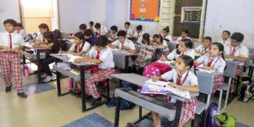 ଦିଲ୍ଲୀ ସ୍କୁଲଗୁଡିକରେ ଫି’ ନିୟନ୍ତ୍ରଣ ଲାଗୁ, ମନ ଇଚ୍ଛା କାର୍ଯ୍ୟ କଲେ ନିଆଯିବ କାର୍ଯ୍ୟାନୁଷ୍ଠାନ