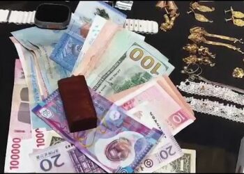 କୋଟିପତି ଫରେଷ୍ଟରଙ୍କ ସଂପତ୍ତି ଦେଖି ଟେରା ହେଲା ଭିଜିଲାନ୍ସ, ୭ଟି ଦାମୀ ପ୍ଲଟ, କେଜିଏ ସୁନା ଓ ବିଦେଶୀ ମୁଦ୍ରା