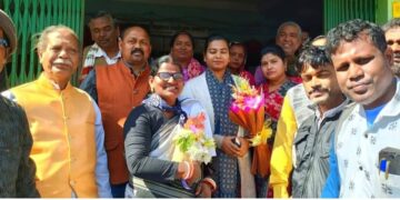 ଦୁଇ ଯୁବ ଓକିଲଙ୍କ ନବନିଯୁକ୍ତିକୁ ନେଇ ବାହାନଗାରେ ଖୁସିର ଲହର