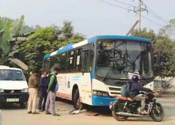 ଭୁବନେଶ୍ବର ପରେ ପୁରୀରେ ‘ଆମ ବସ’ର ଯାଞ୍ଚ, ଗାଡ଼ିର ଫିଟନେସ ସମେତ ଚାଳକଙ୍କ ଲାଇସେନ୍ସ ଯାଞ୍ଚ