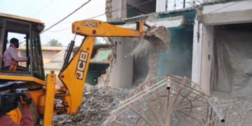 ଗୋପ ବଜାରରେ ଚାଲିଲା ବୁଲଡୋଜର, ସରକାରୀ ଜମି ଜଵର ଦଖଲ ଉଚ୍ଛେଦ