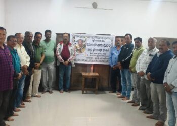 ବିଶିଷ୍ଟ ସୀତାର ବାଦକ ଗୁରୁ ପଣ୍ଡିତ ରବି ଶଙ୍କର ପ୍ରଧାନଙ୍କୁ ଶ୍ରଦ୍ଧାସୁମନ