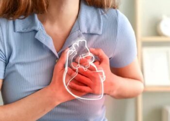 ହୃଦରୋଗରେ ପୀଡ଼ିତ ଅଛନ୍ତି କି ? ଆପଣାନ୍ତୁ ଏହି ଘରୋଇ ଉପଚାର