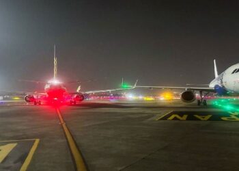 ପରସ୍ପର ସହିତ ଧକ୍କା ହେଲା ୨ ବିମାନର ଡେଣା, ମୁମ୍ବାଇ ବିମାନବନ୍ଦରରେ ଅବତରଣ କଲା ଇଣ୍ଡିଗୋ ବିମାନ