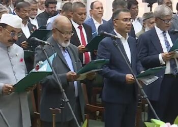 ବାଂଲାଦେଶର ନୂଆ ପ୍ରଧାନମନ୍ତ୍ରୀ ଭାବେ ଶପଥ ନେଲେ ତାରିଖ ରହମାନ, ଭାରତ ତରଫରୁ ଓମ୍ ବିରଲା ଉପସ୍ଥିତ