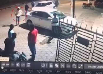 ରାଜଧାନୀରେ ଖଣ୍ଡା ବୁଲିବା ଘଟଣାରେ ୪ ଗିରଫ, ବଣ୍ଟି ଓ ବରୁନକୁ ଗିରଫ ପାଇଁ ବିଭିନ୍ନ ସ୍ଥାନରେ ଚଢ଼ାଉ