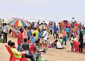 ପୁରୀ ସମୁଦ୍ର ବେଳାଭୂମିରେ ଅଘଟଣ, ବୁଡ଼ିଯାଇ ୨ ପର୍ଯ୍ୟଟକଙ୍କ ମୃତ୍ୟୁ