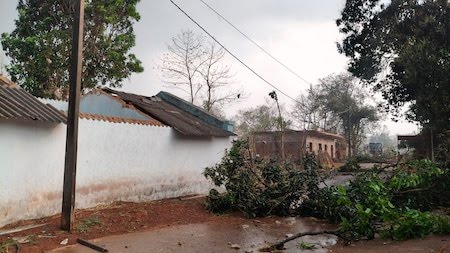 ମୟୁରଭଞ୍ଜରେ କାଳବୈଶାଖୀର ତାଣ୍ଡବ; ୨ ମୃତ୍ୟୁ, ୨୦ରୁ ଉର୍ଦ୍ଧ୍ବ ଆହତ