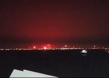 ମଝି ସମୁଦ୍ରରେ ଫସି ରହିଛନ୍ତି ଓଡ଼ିଆ ପୁଅ, ଉଦ୍ଧାର ପାଇଁ ଭିଡିଓ ମାଧ୍ୟମରେ କରିଛନ୍ତି ଆକୁଳ ନିବେଦନ