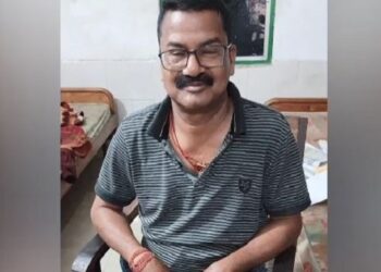 କୋଟିପତି ଯନ୍ତ୍ରୀଙ୍କ ଘରୁ ବାହାରିଲା ପୁଳା ପୁଳା ଟଙ୍କା, ନଗଦ ସାଢ଼େ ୪ ଲକ୍ଷ ଟଙ୍କା  ଜବତ