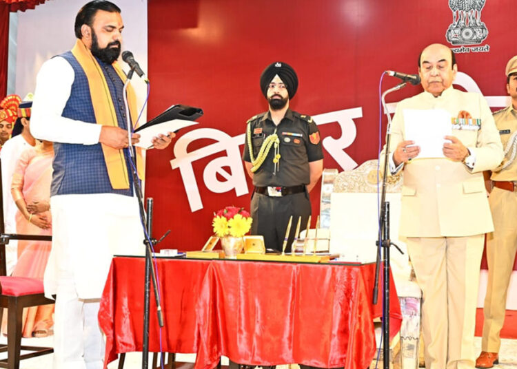 ବିହାର ମୁଖ୍ୟମନ୍ତ୍ରୀ ଭାବେ ଶପଥ ଗ୍ରହଣ କରିଥିବା ସମ୍ରାଟ ଚୌଧୁରୀଙ୍କୁ ଅଭିନନ୍ଦନ ଜଣାଇଲେ ପ୍ରଧାନମନ୍ତ୍ରୀ