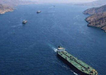 “ହର୍ମୁଜ୍ ବନ୍ଦ ଅଛି, ତୁରନ୍ତ ଫେରିଯାଅ,”: ଭାରତୀୟ ଜାହାଜକୁ ମଝି ରାସ୍ତାରୁ ଫେରାଇ ଦେଲେ ଇରାନୀ ସେନା