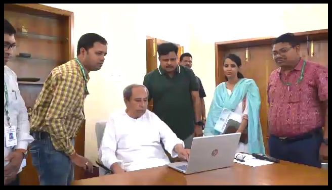 ‘ସ୍ୱ-ଗଣନା’ ପ୍ରକ୍ରିୟାରେ ଭାଗ ନେଲେ ବିରୋଧୀ ଦଳ ନେତା ନବୀନ ପଟ୍ଟନାୟକ