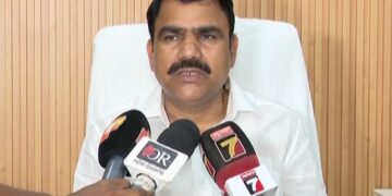 ଜିଲ୍ଳାପାଳଙ୍କ ରିପୋର୍ଟ ଆଧାରରେ ନିଆଯିବ ଖରାଛୁଟି ନିଷ୍ପତ୍ତି: ବିଦ୍ୟାଳୟ ଓ ଗଣଶିକ୍ଷା ମନ୍ତ୍ରୀ